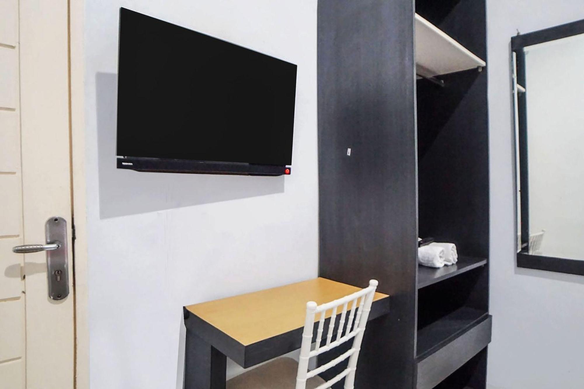 Super Oyo 91627 Wika Wiki Homestay Medan Exteriér fotografie